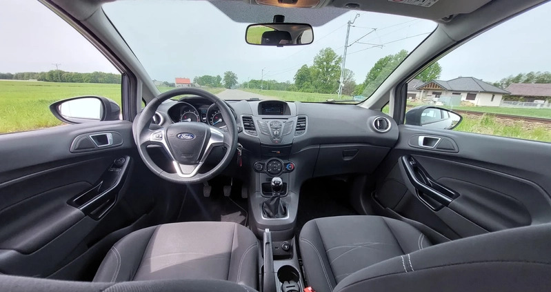 Ford Fiesta cena 26600 przebieg: 155000, rok produkcji 2015 z Lubliniec małe 277